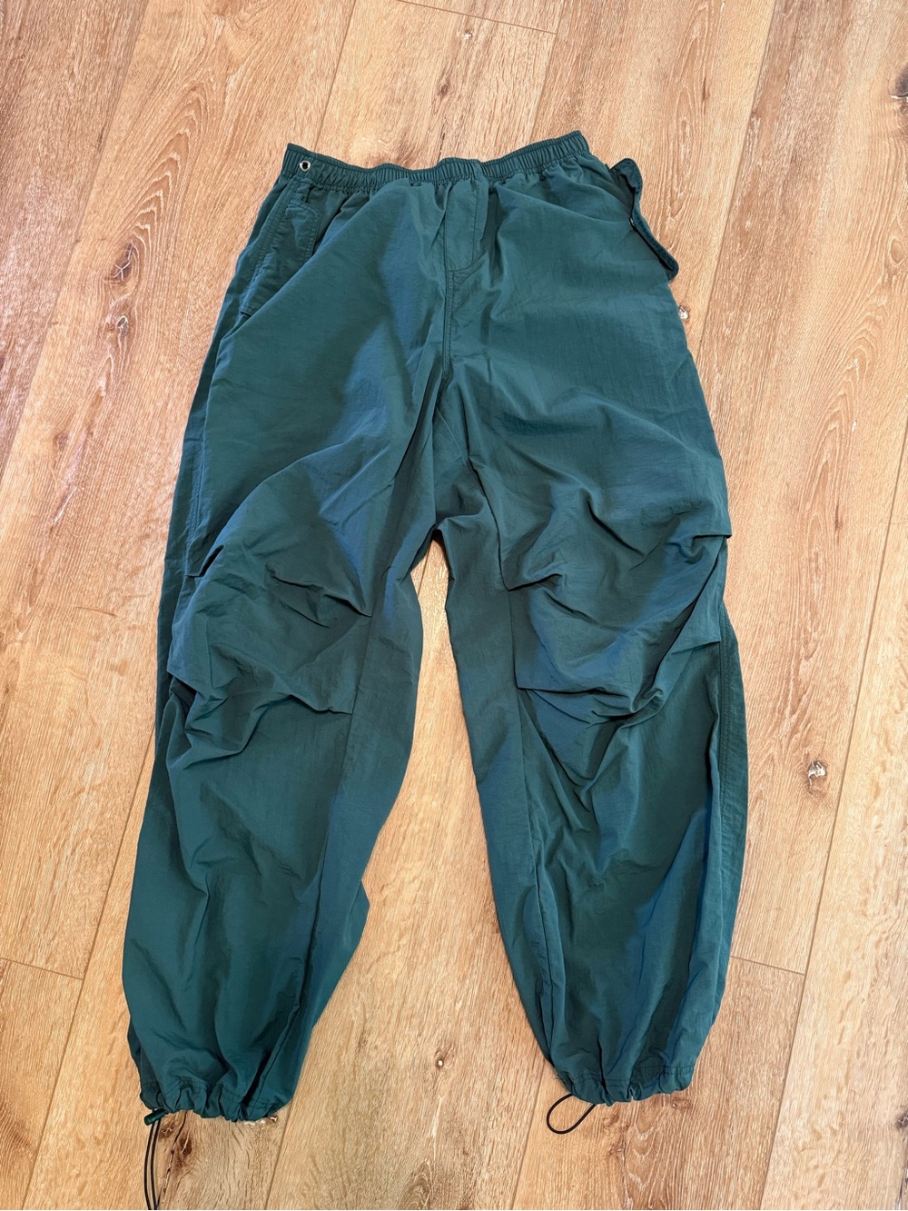 Men's Green Elastic-Waist Cargo Pants